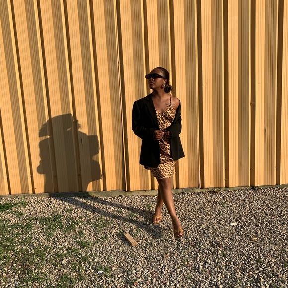 SOLD - Picture 4 of 4